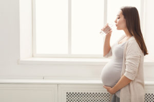 stay hydrated when pregnant