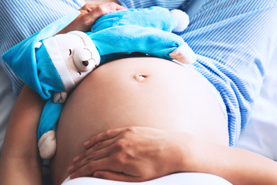 you can use an electric blanket while pregnant